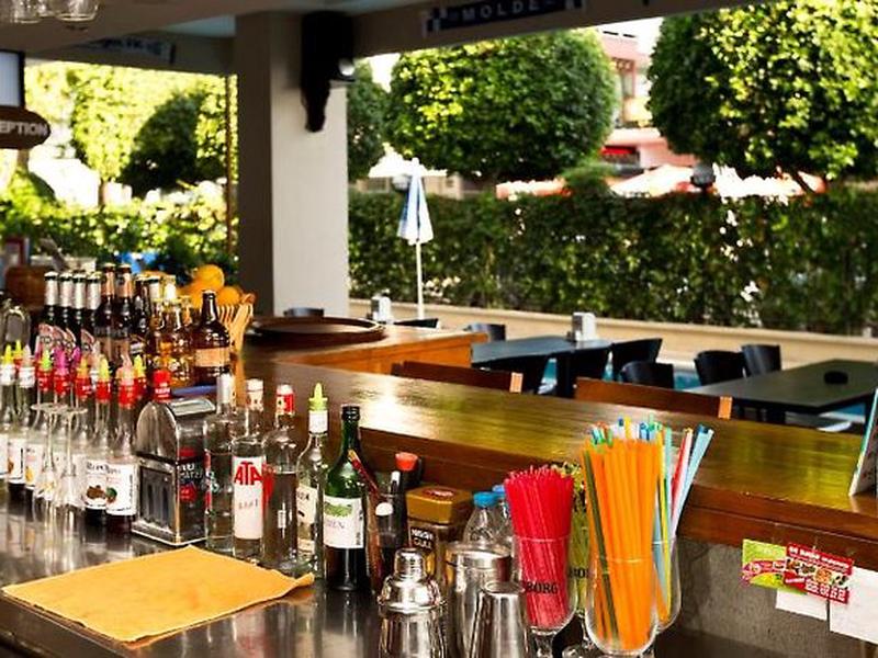 7C0880EF2123E944D2E224C79C1C7379