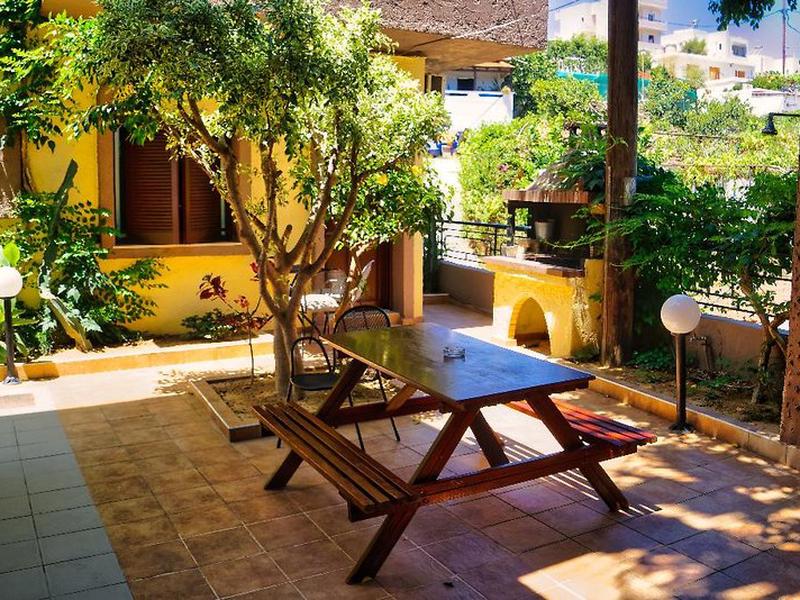 4DD3117D26A1C5341F3AE9C29DAA4A44