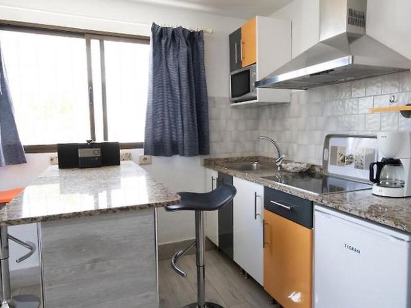 12A0736440BAFB4E924D9E9E31E9A864