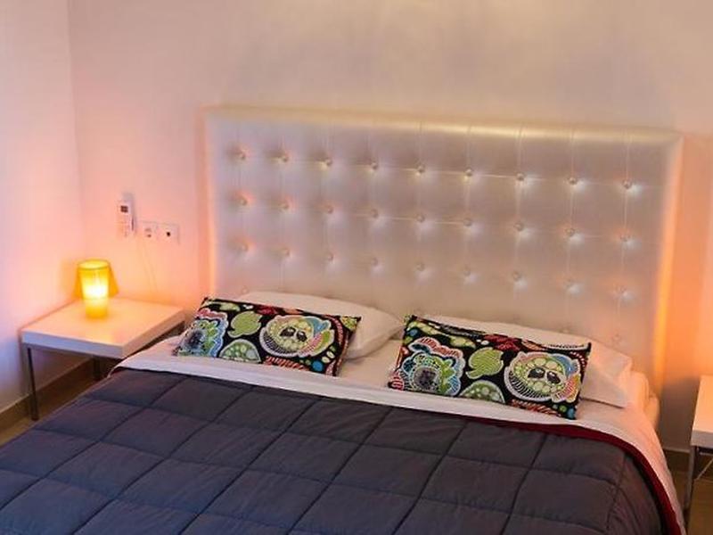 80084AED66951B408A9841277FA5F5BB