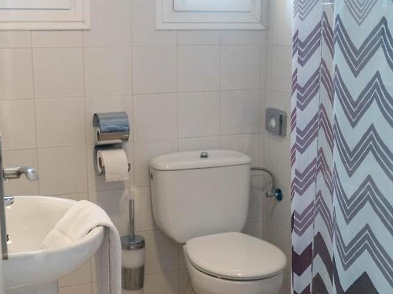 76F50CCCED0CF31D6E78CA60D716359D