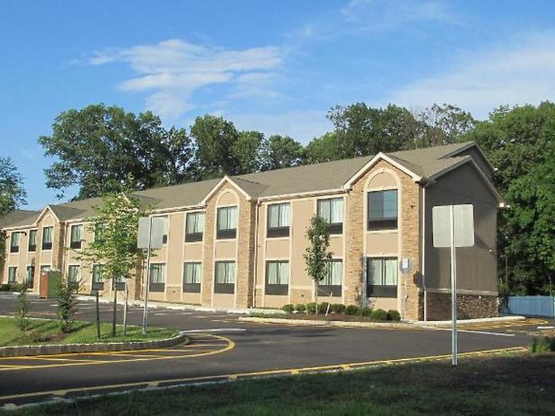 Red Carpet Inn and Suites Monmouth Junction
