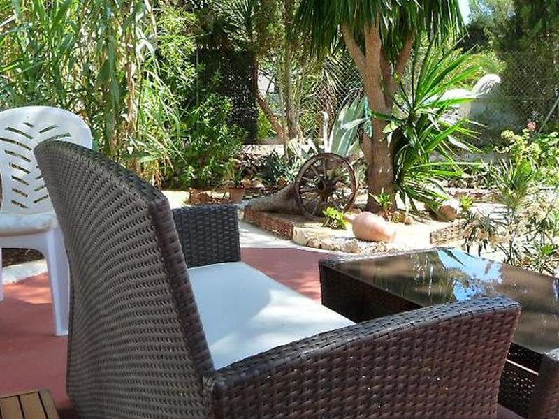 B916C36F27E9AE7ABB6DF1810BB1E913