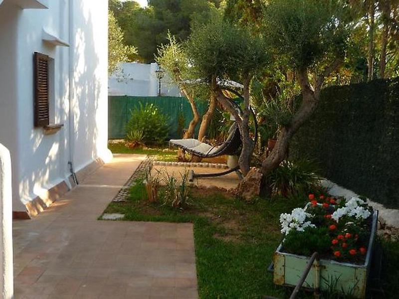 8B7F3C9D959FC4A4A7CA6F7AC2C35408