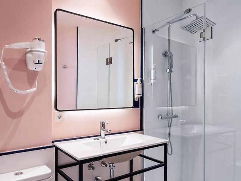 F848AAA848FB56FADC133E2410B94C3C