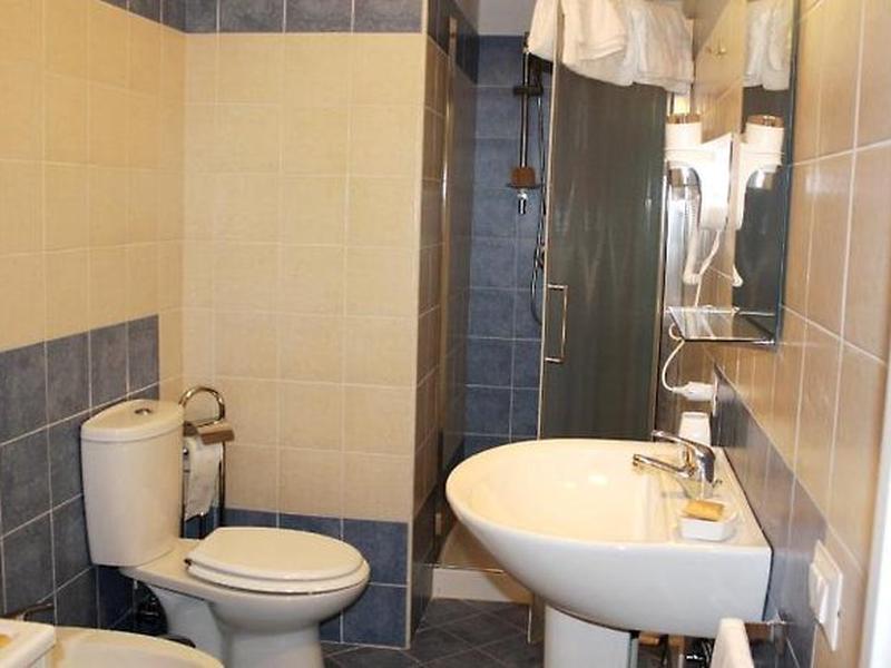 3F4631E6B6B58F8B9AA2BB5837F845F6