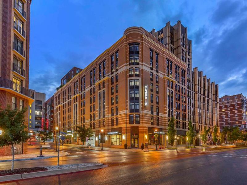 A0136F21EA675AEA594F6388676EEC93