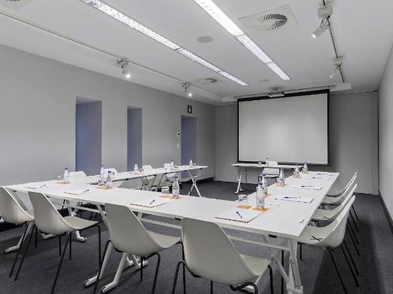 0A9C3613089C4A2AADB3F7EE3C457378