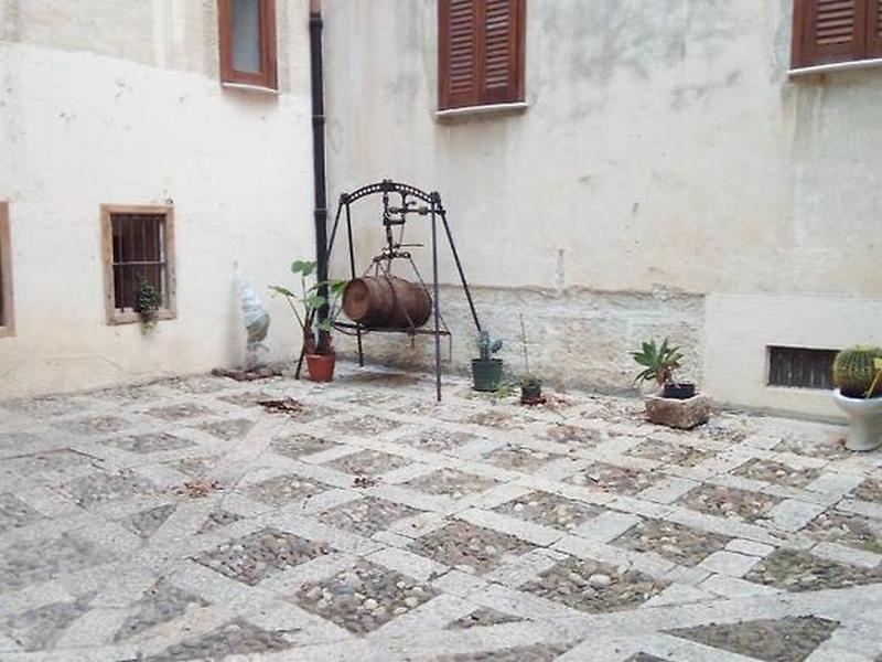 3FBE95FADE15162D745FCD318EDA3BBB