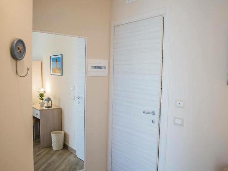 E9F41628418F4500F2B6B783315A42A4