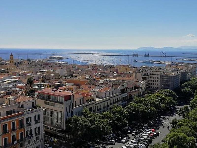 645B4AF0F58A171F8DAAB3A435EA87E6