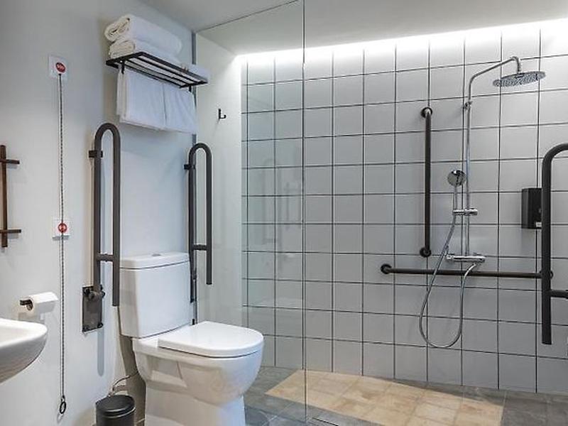 7492E1B8984252910639AA19C8BCD547