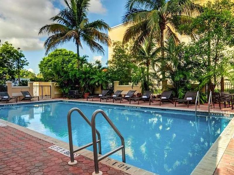 Hyatt Place Fort Lauderdale Cruise Port & Convention Center