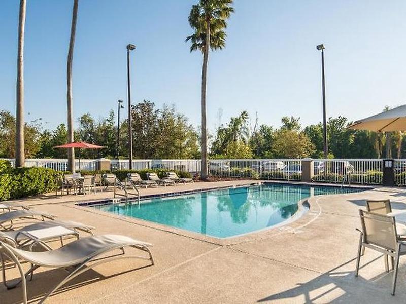 3498FD42B58CEDD9716D6AD8AB0061DC