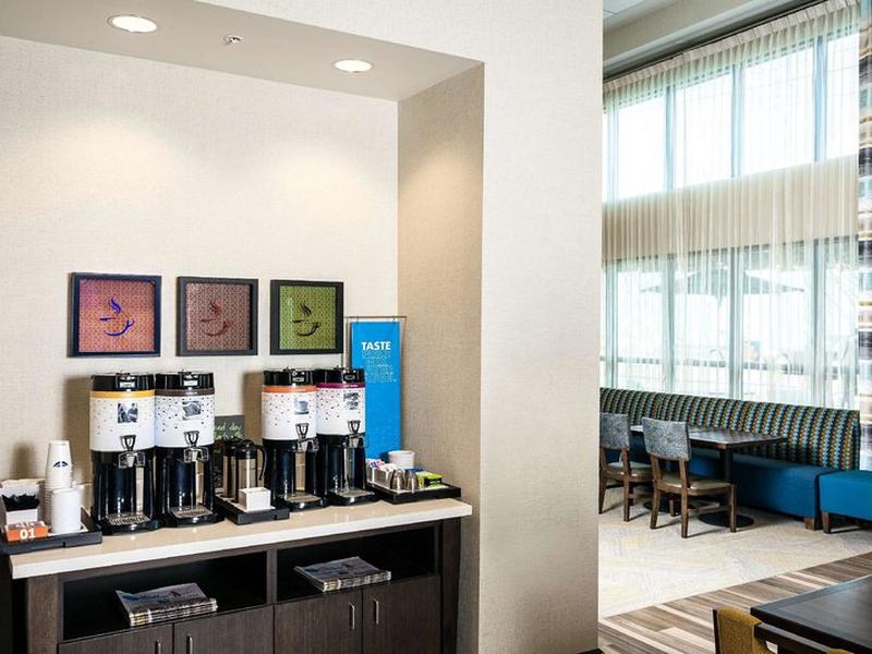 77810A070556D2D50D75AE3F435DB012