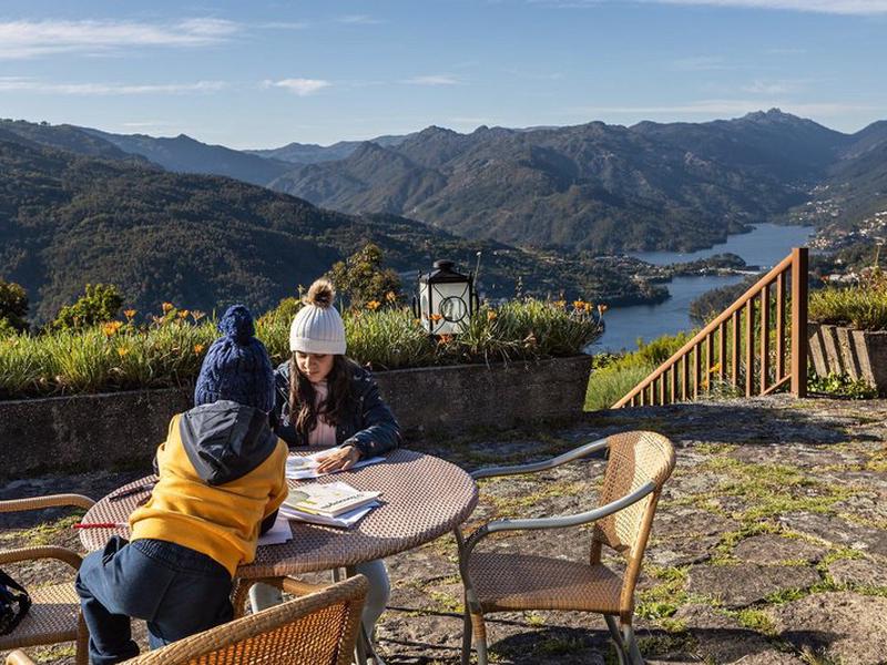 2BF42C49B2A916877E038B35F05C00C7