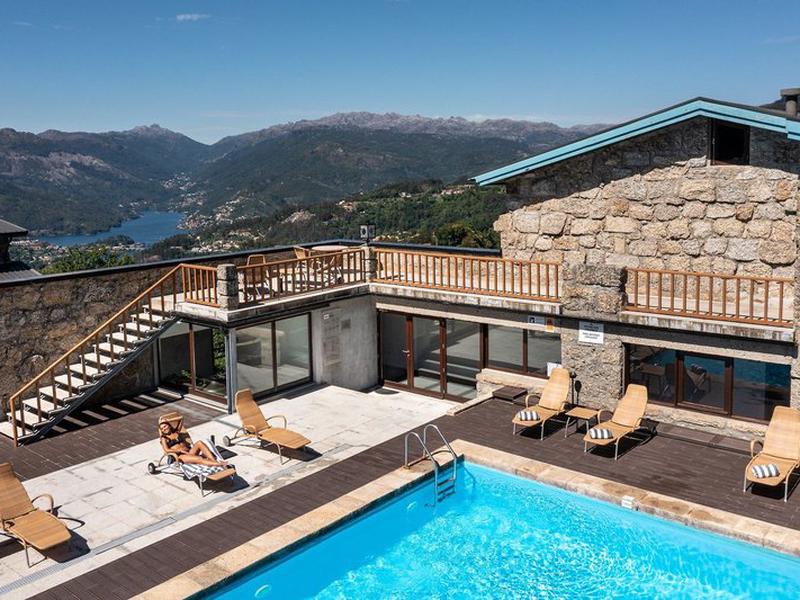 36CFC2820F6BE6ACD9AF4B586E527A18