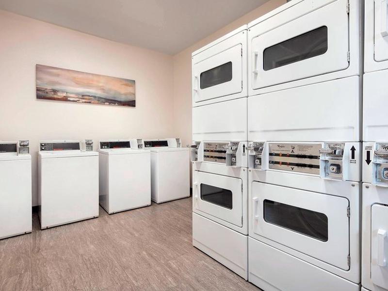 7383A9A425940A32CB4CAC4168D5841C