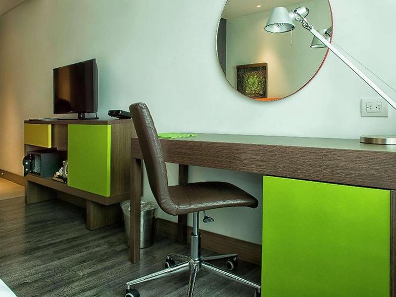 3C6585E96F04078FBE20CE7C1ADBB5DD