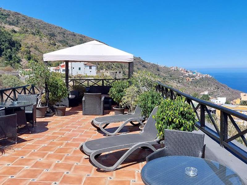 8699F9E3D6D878722A62E9FD6B74C1AA