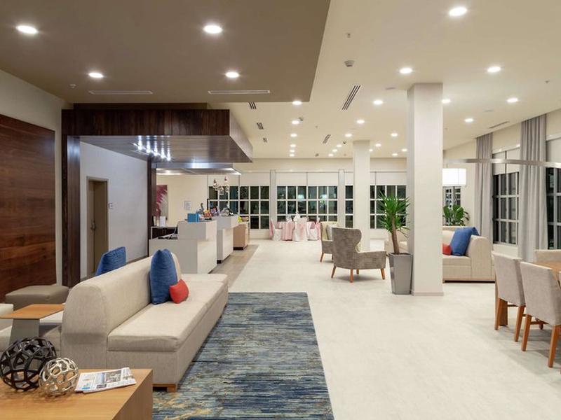 8CF8568FD8FA3C4348B3E3EDD40076AE