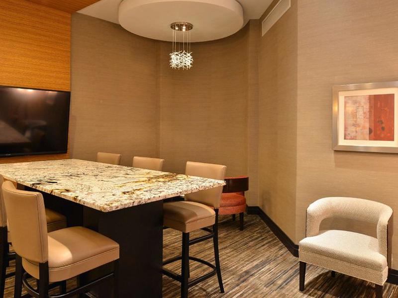 72CB6425F5178D52E7057C8111F8067B