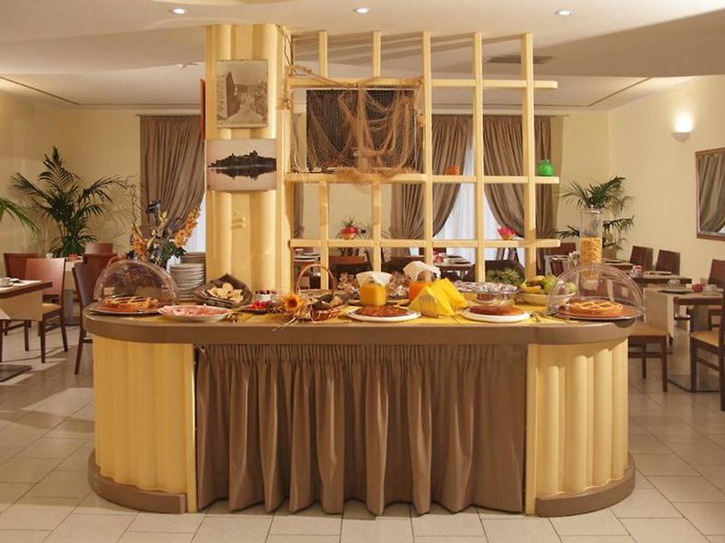 BAE8F3090F94408B60228C69B9AF8230