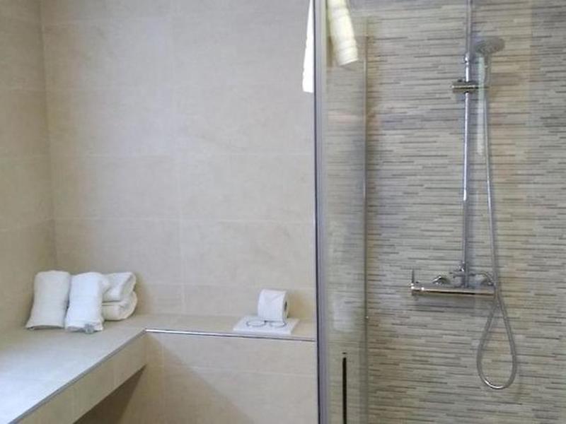 D05425783360F5E30FB086D1C573B535