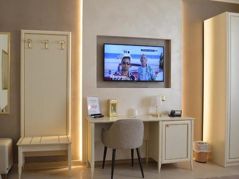 10E0EA75B0F8937CC95B233F6CB6E560