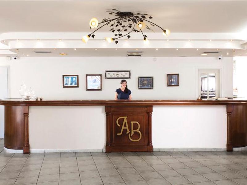 9A359BA0D861F930D934675F365473D2