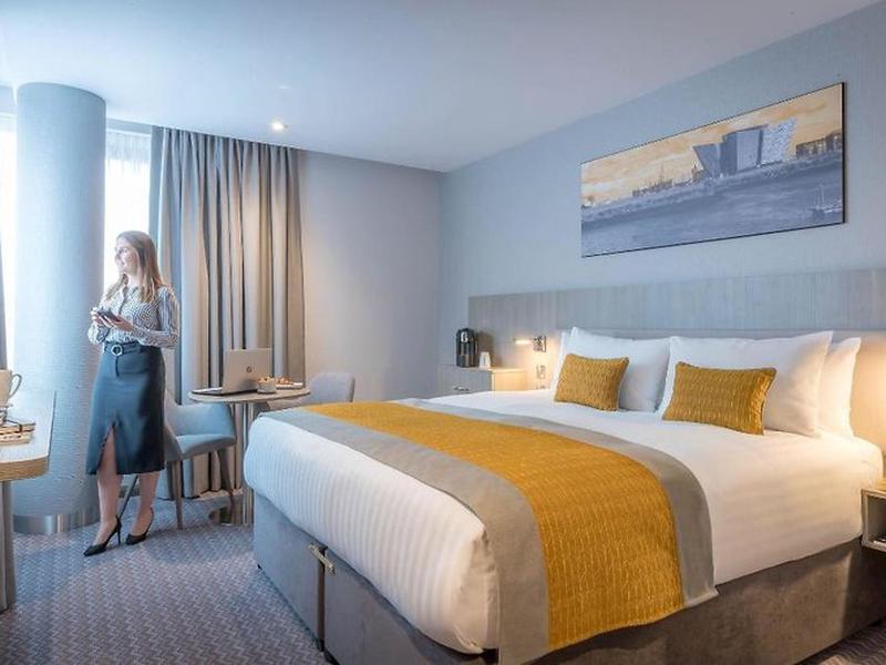 2126BBC1BF3FB4F859F32E0D9D12D0A3