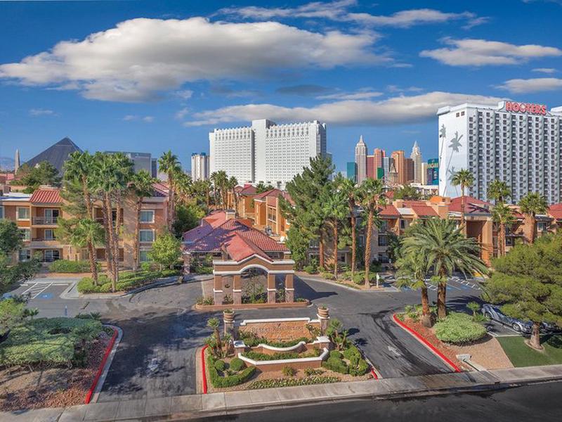 D0D04DB4A94F2BFBA5C6ACA1AA2C9473