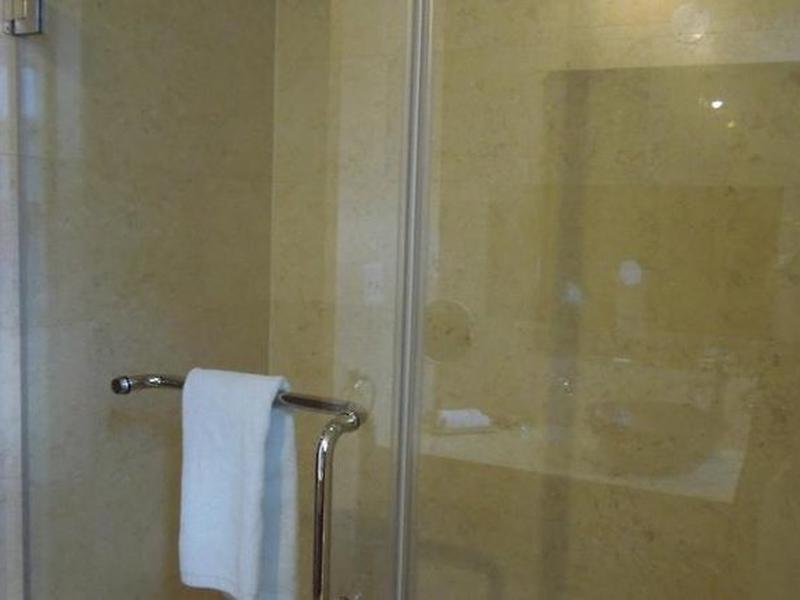 1904FA9039C16B69B839AC9C9D8CD0DE