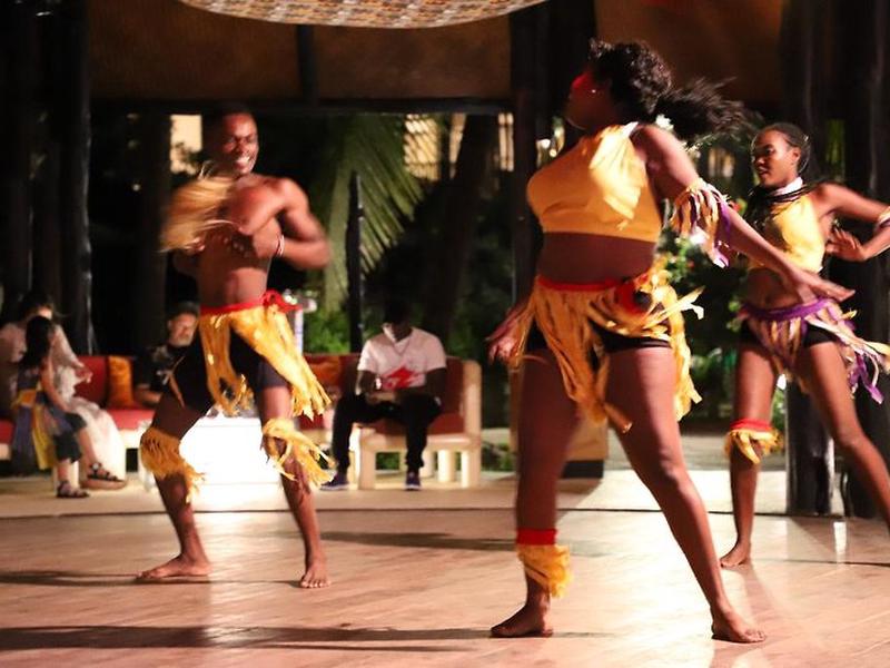 7379D8AC40FF474102831A051C921D76