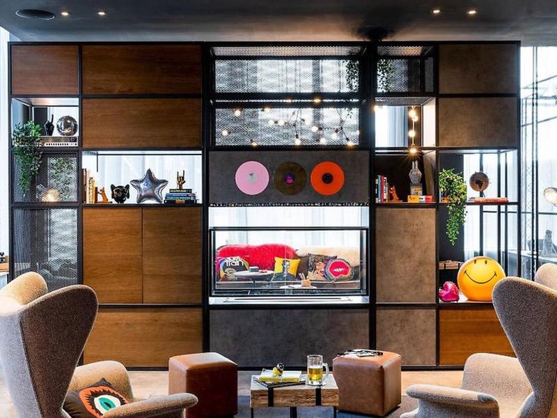 56A5E4E019D61E4B69DEAA370794C216