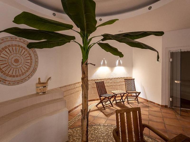 BD0F2C1AE9253638331484EF61DA70F0