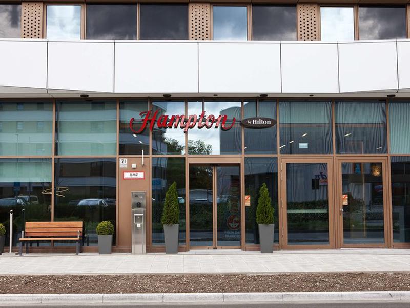 E6CDB45216D4C636402C15FDA951A42F