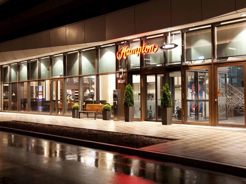 4DE68844CB10DC8D746C947F4F4FE116