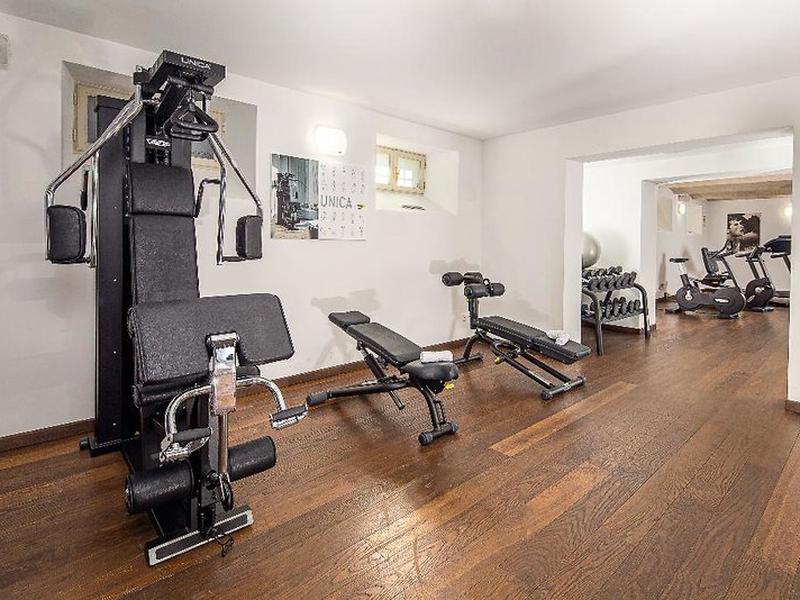 30EC43F9DA20A694D94B22E14D670708