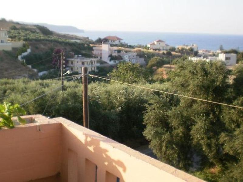 D659695D5B8C7605BEC212A769A5CADC