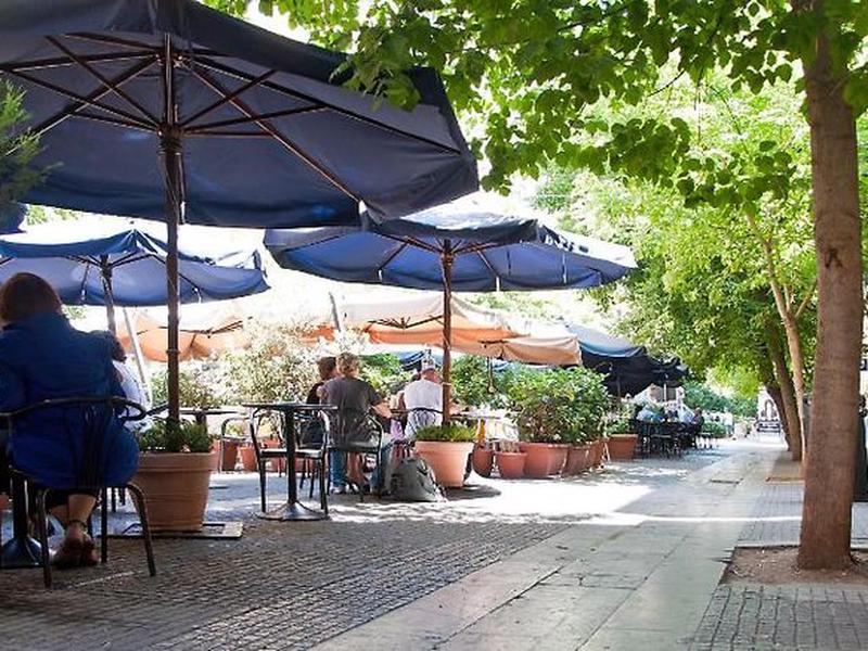 F37BB436393884F8F5F96115315D3363