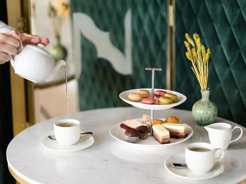 525C0A2FC49F8B03B7AB18D392F8688E