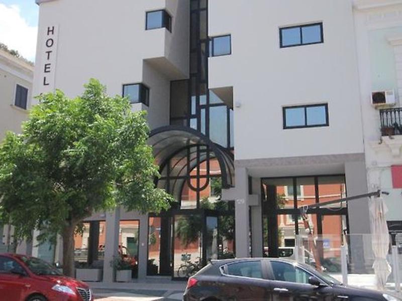 17ED35C9764A82D26F34E5D873A98552