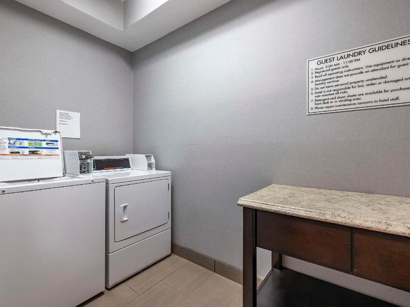 7AEF976A9AFD2B0EDAA9D1B6FCB08D66