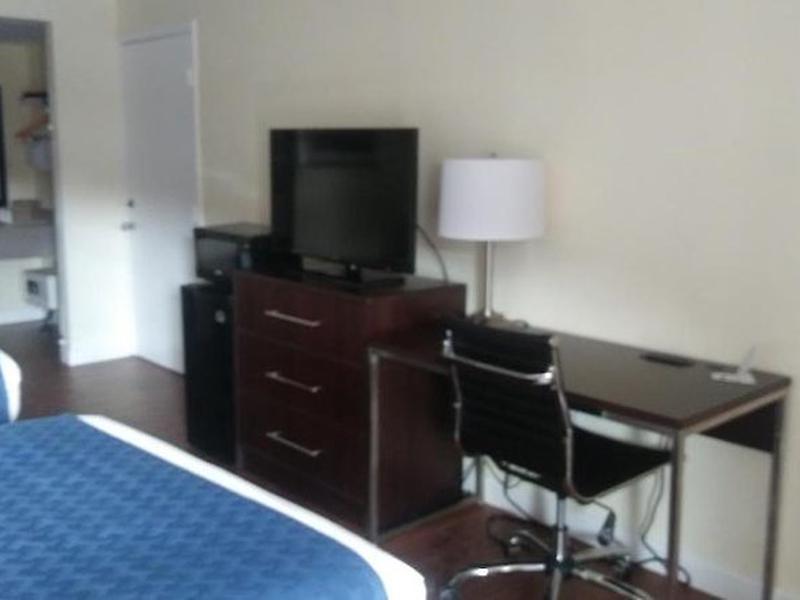 3245EDBE24EA72E42AECC7A9FE70399C