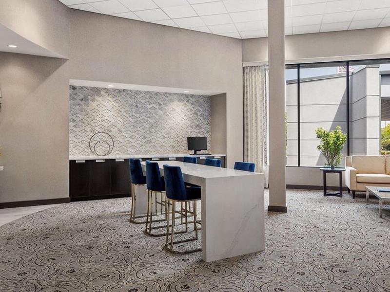 44859DE8FEF8D2AF4C28DF4564AC0B37