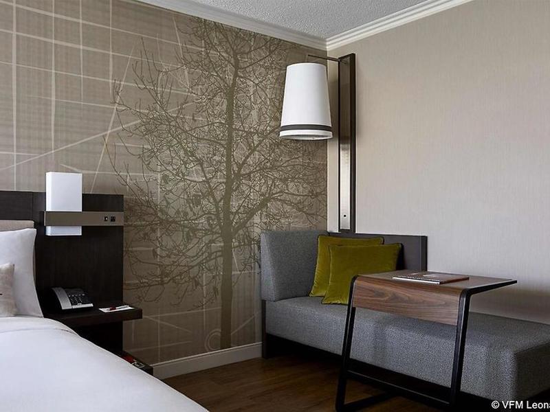 8A8352AAF257749D9F05B16143035205