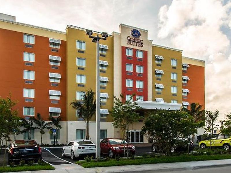 Comfort Suites Fort Lauderdale Airport South & Cruise Port
