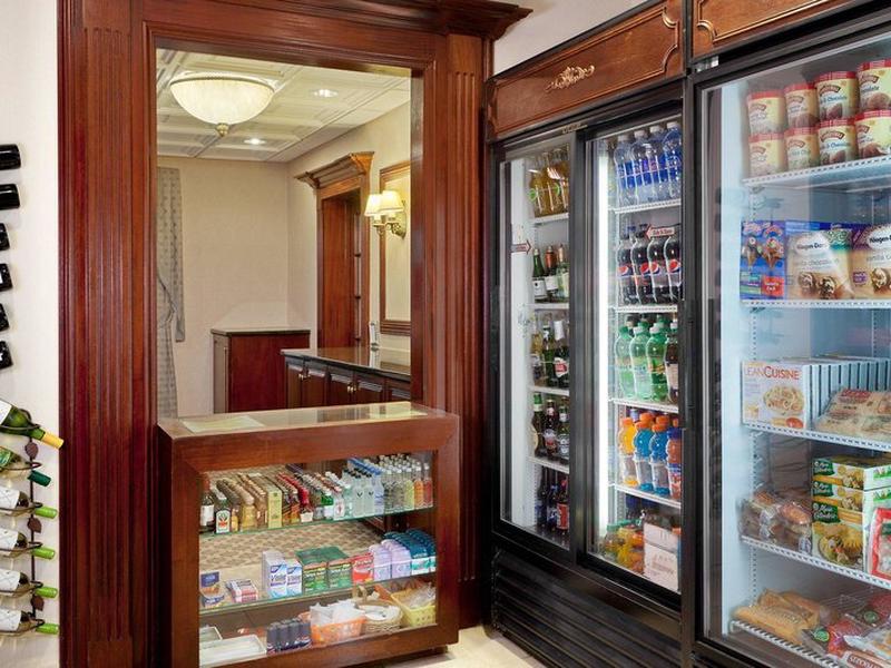 FB1DDFFA611C1D8D3A5099DCE991429B