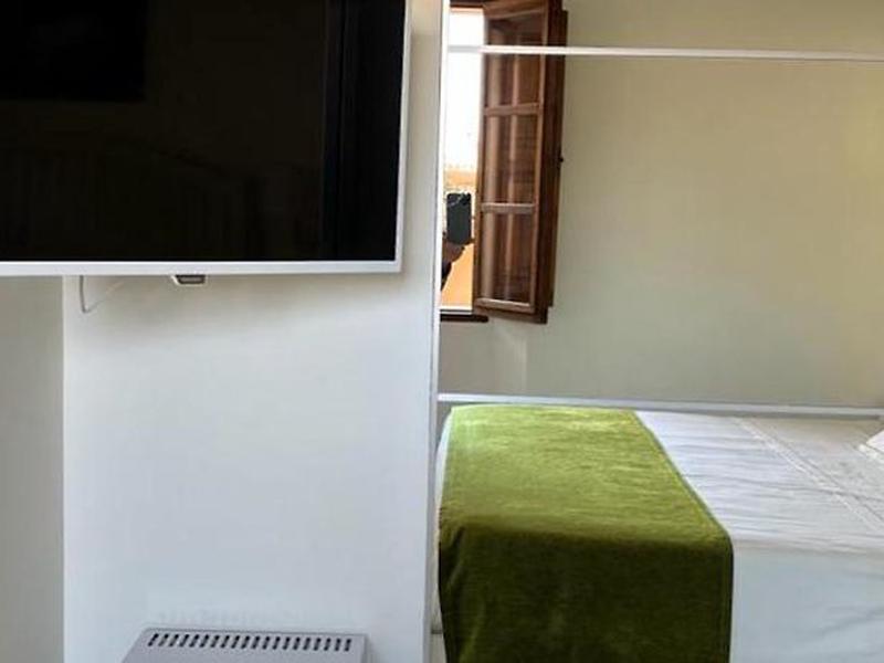 DACA7A1A13A1FDF69420DD4FCEB547F7